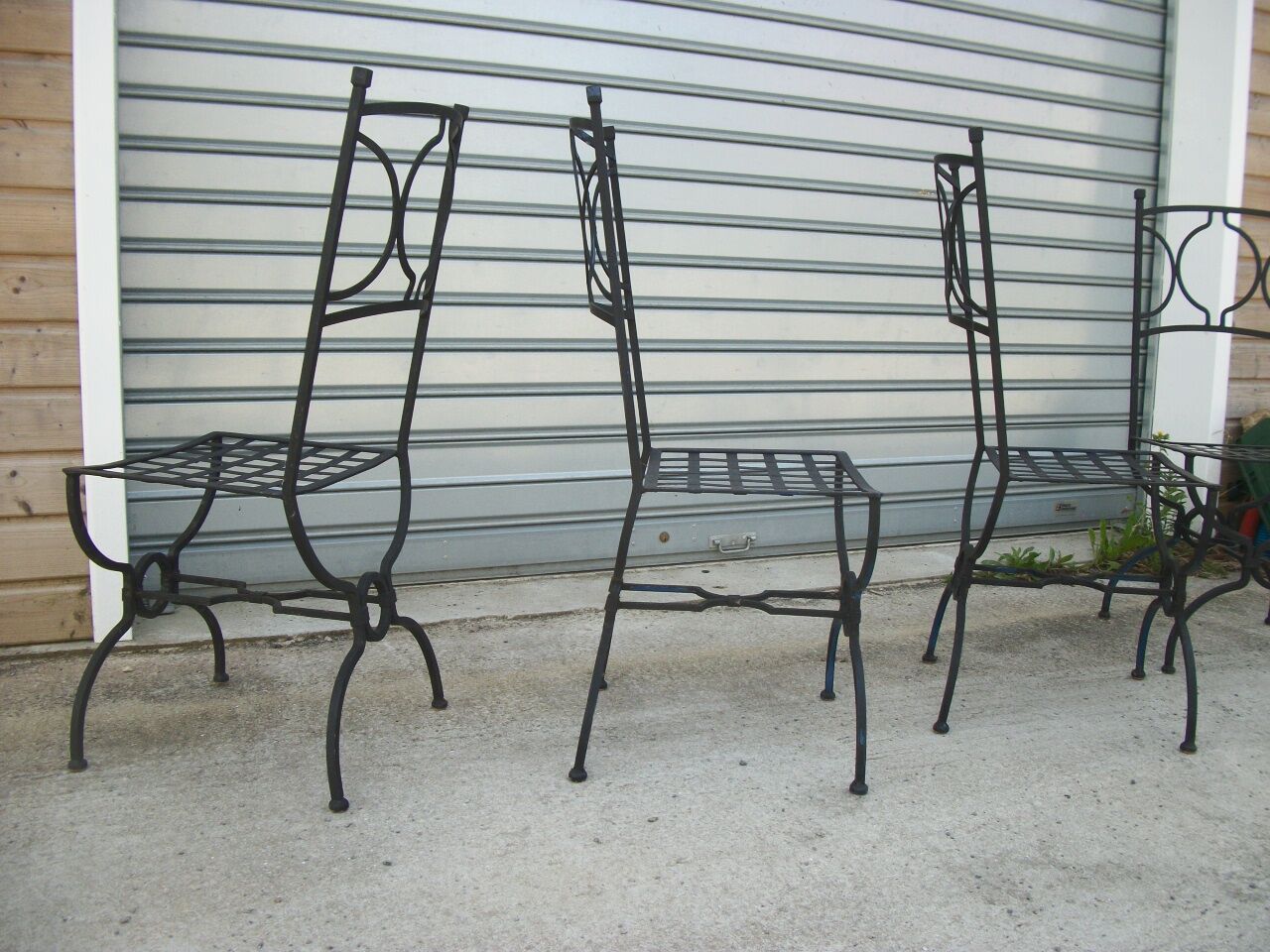 Set of 4 solid wrought iron chairs