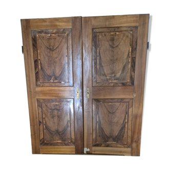Pair of doors in walnut and walnut burl, 19th century.