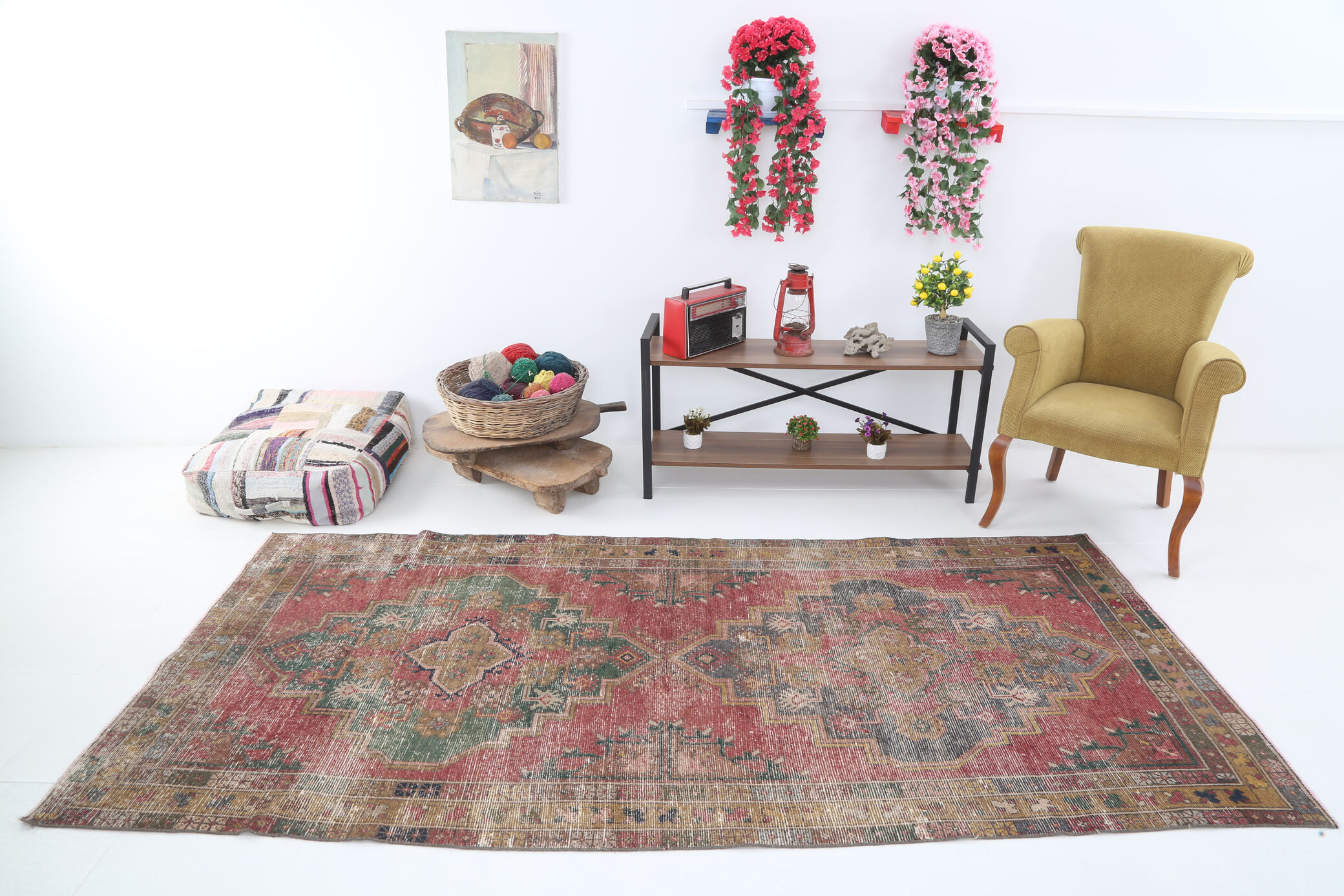 4x9 traditional hand-made vintage rug 284x134cm