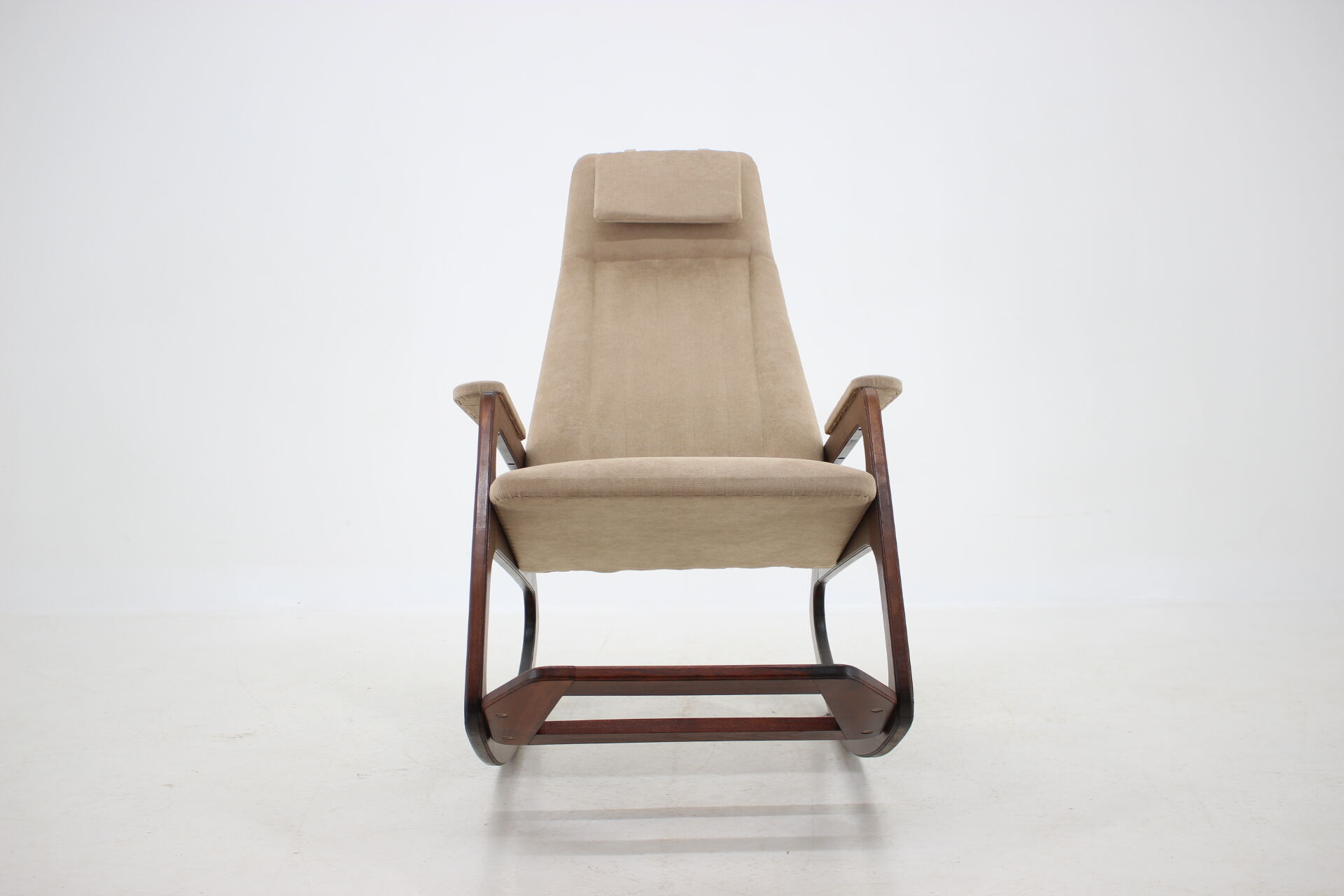 Mid-century rocking chair by ULUV, 1960´s.