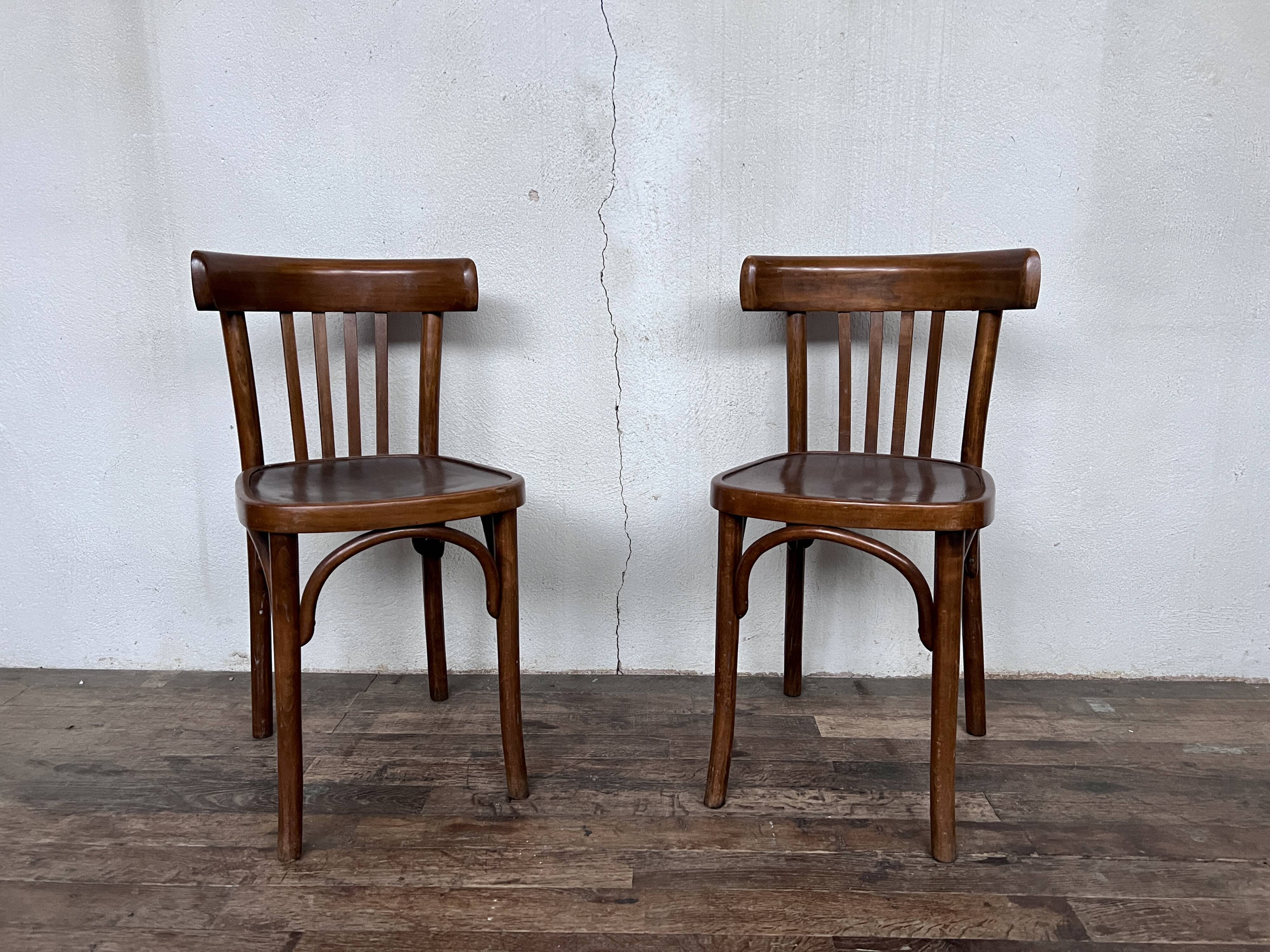 Pair of vintage Parisian bistro chair barter 195