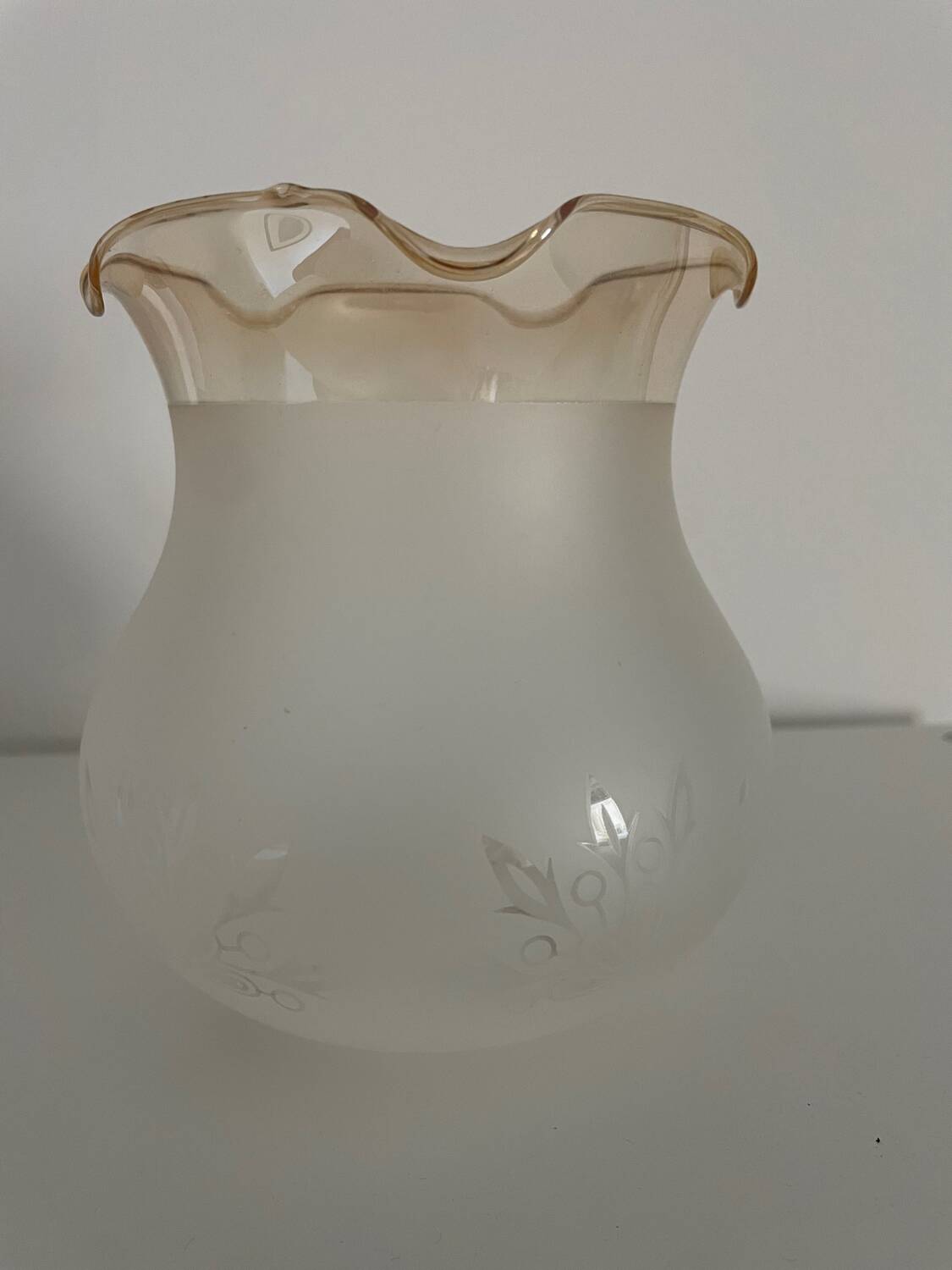 Set of 5 antique frosted glass lampshades with gold trim in Art Deco style