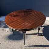 Round table