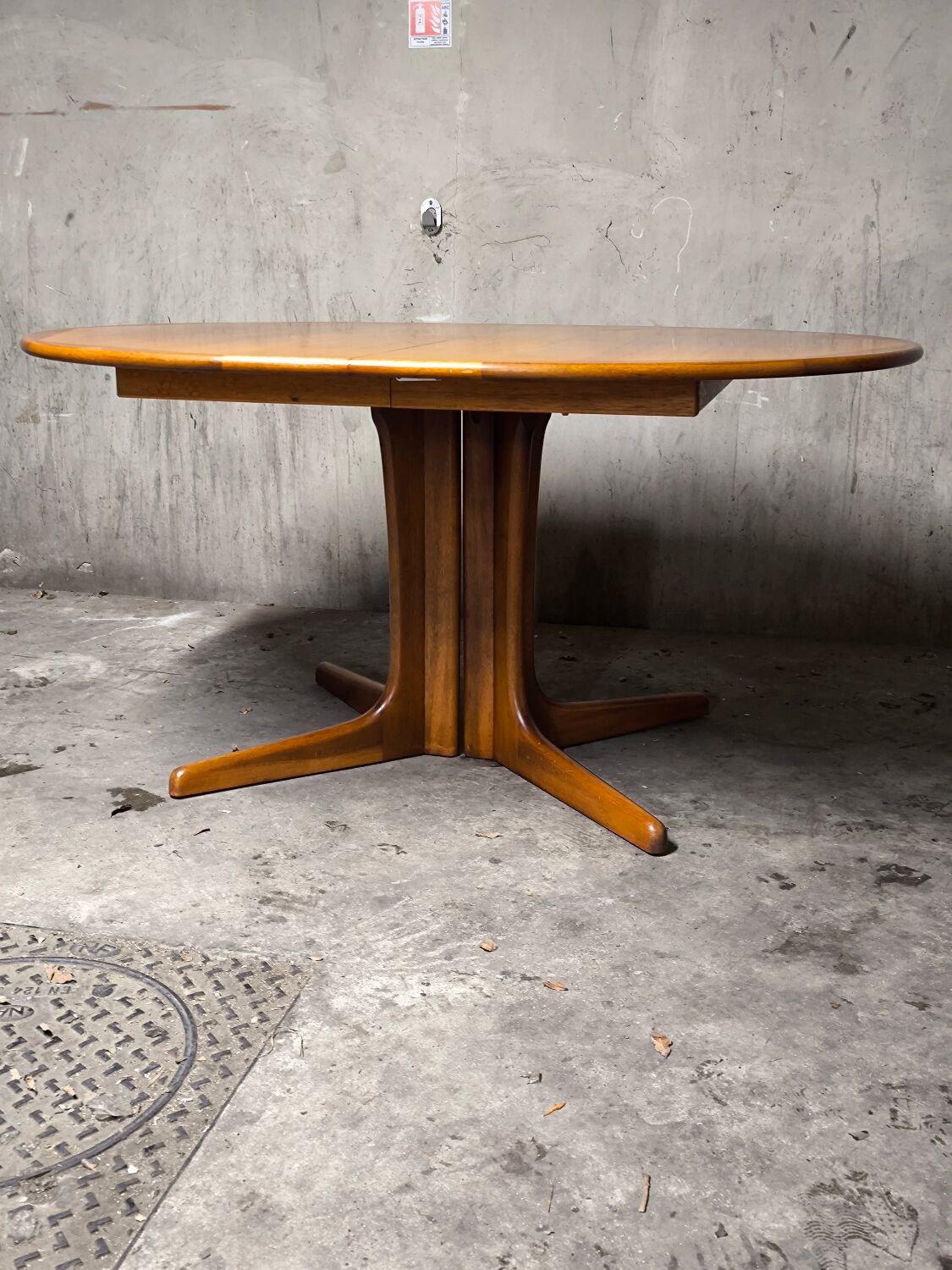 Table scandinave vintage années 60