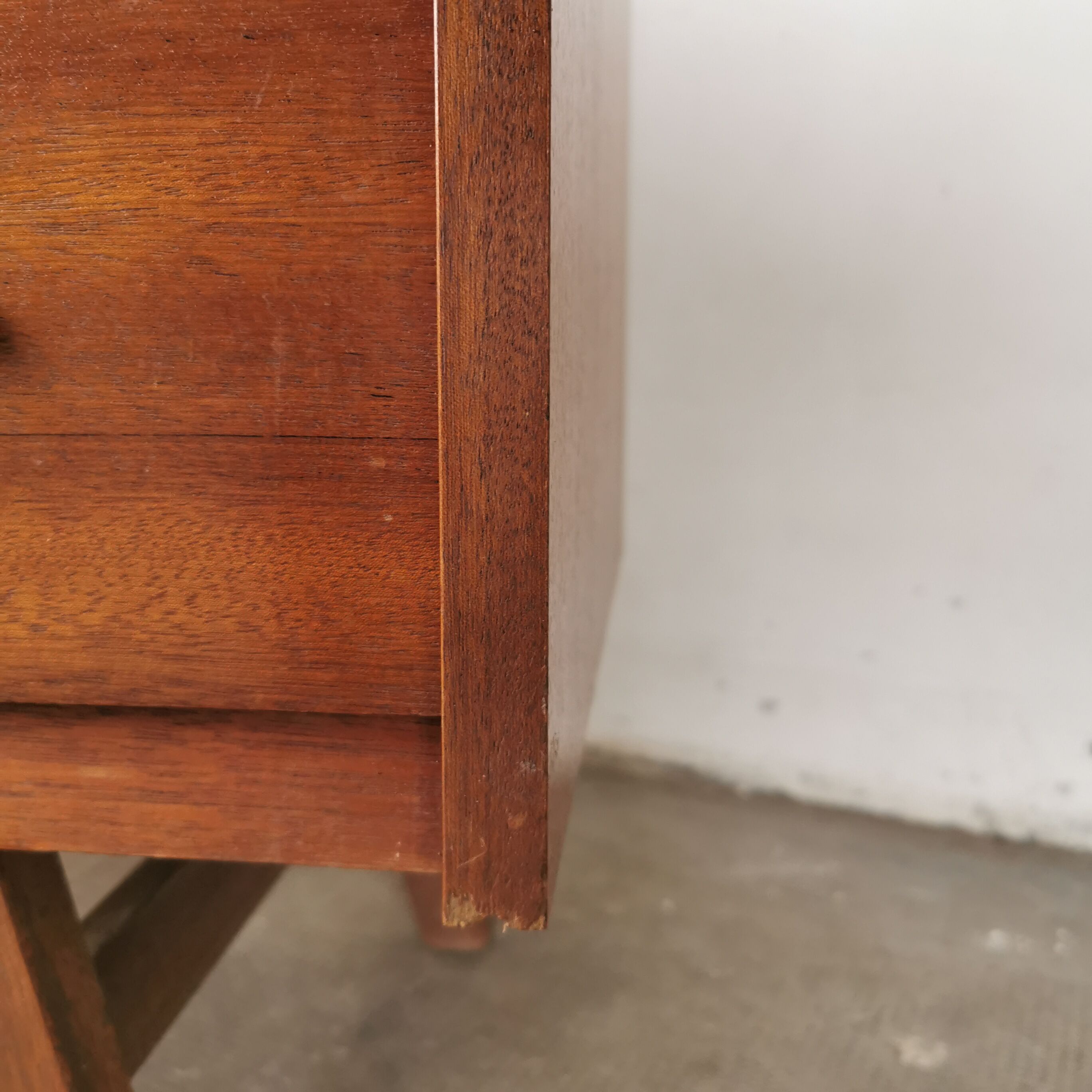 Vintage compass foot chest of drawers