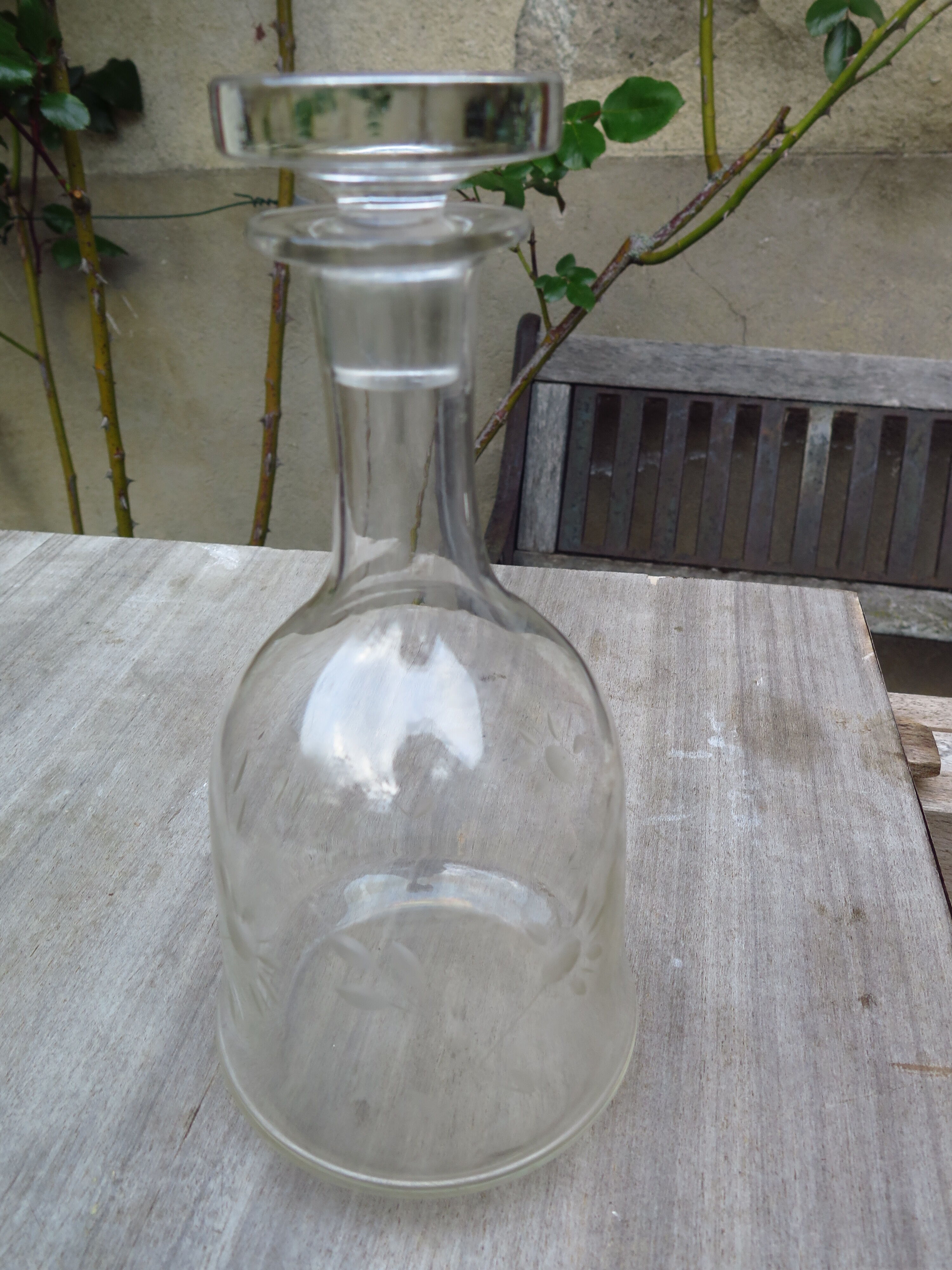 Frosted engraved crystal decanter