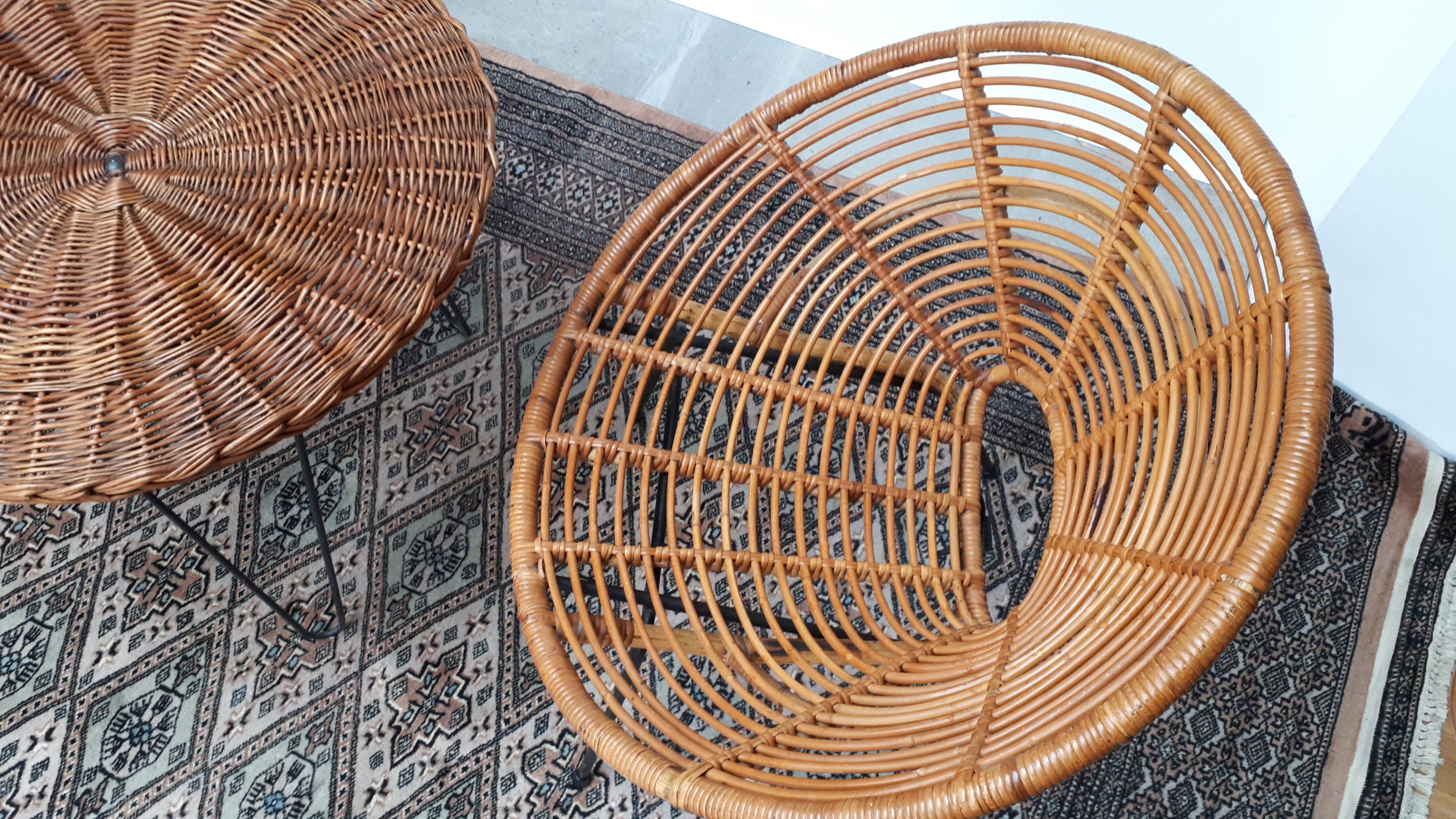 Set of armchairs "soleil" and rattan table of the years 50