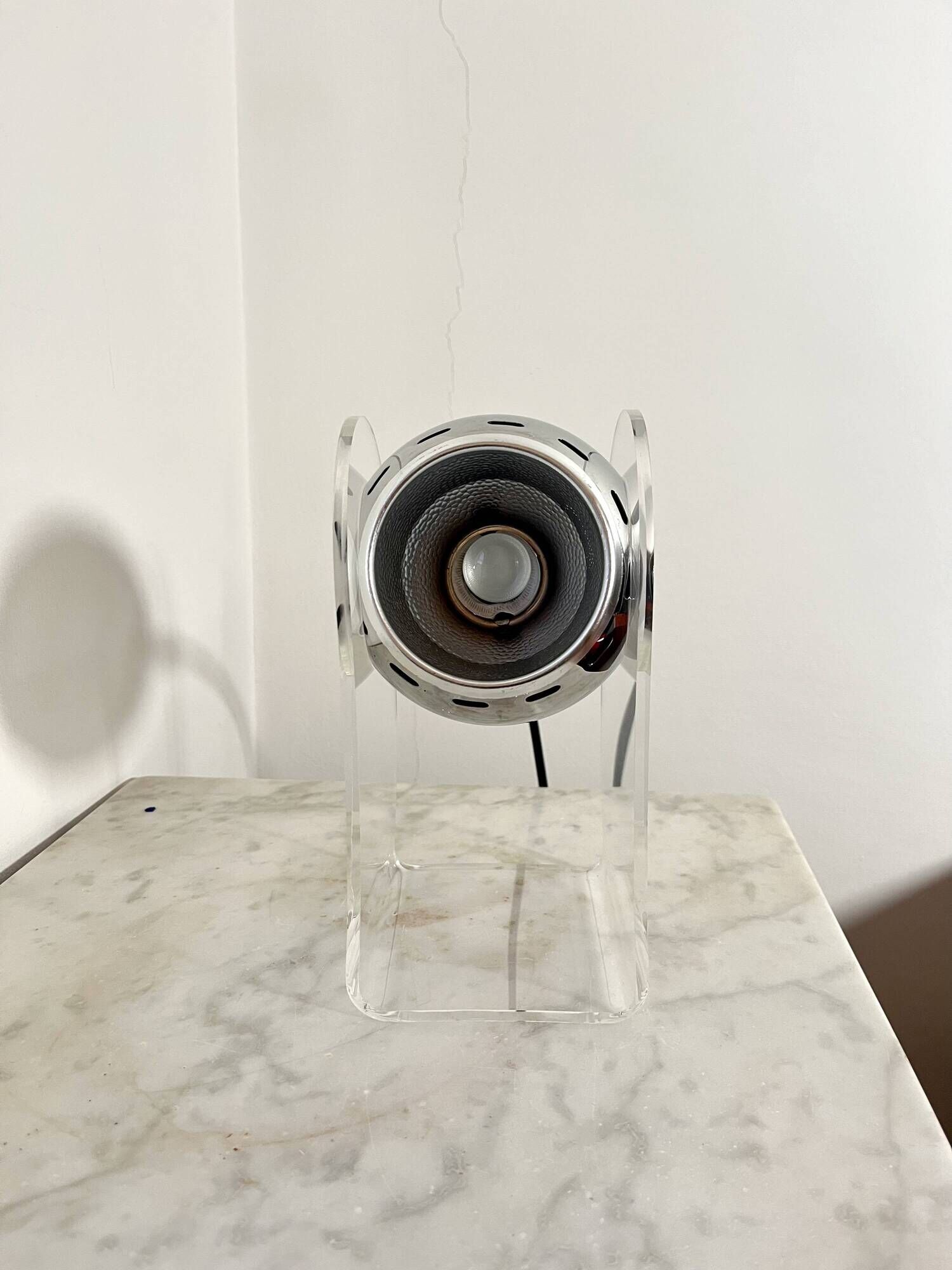 Vintage Space Age Acrylic Table Lamp by Gino Sarfatti for Arteluce, Italy