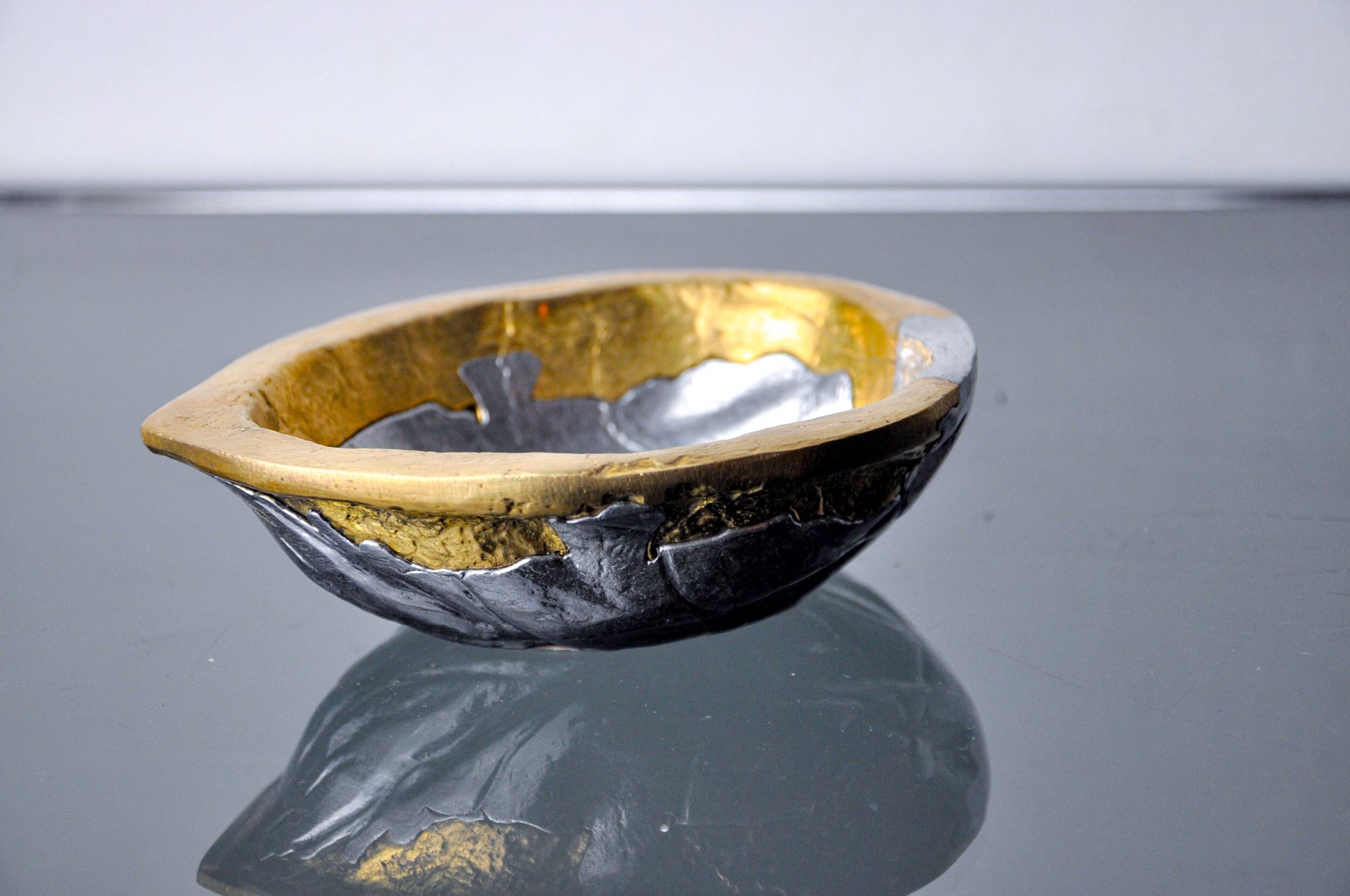 Brutalist empty pocket "walnuts" by Arte3, Spain, 1980