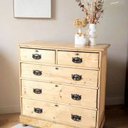 Antique English pine chest of drawers