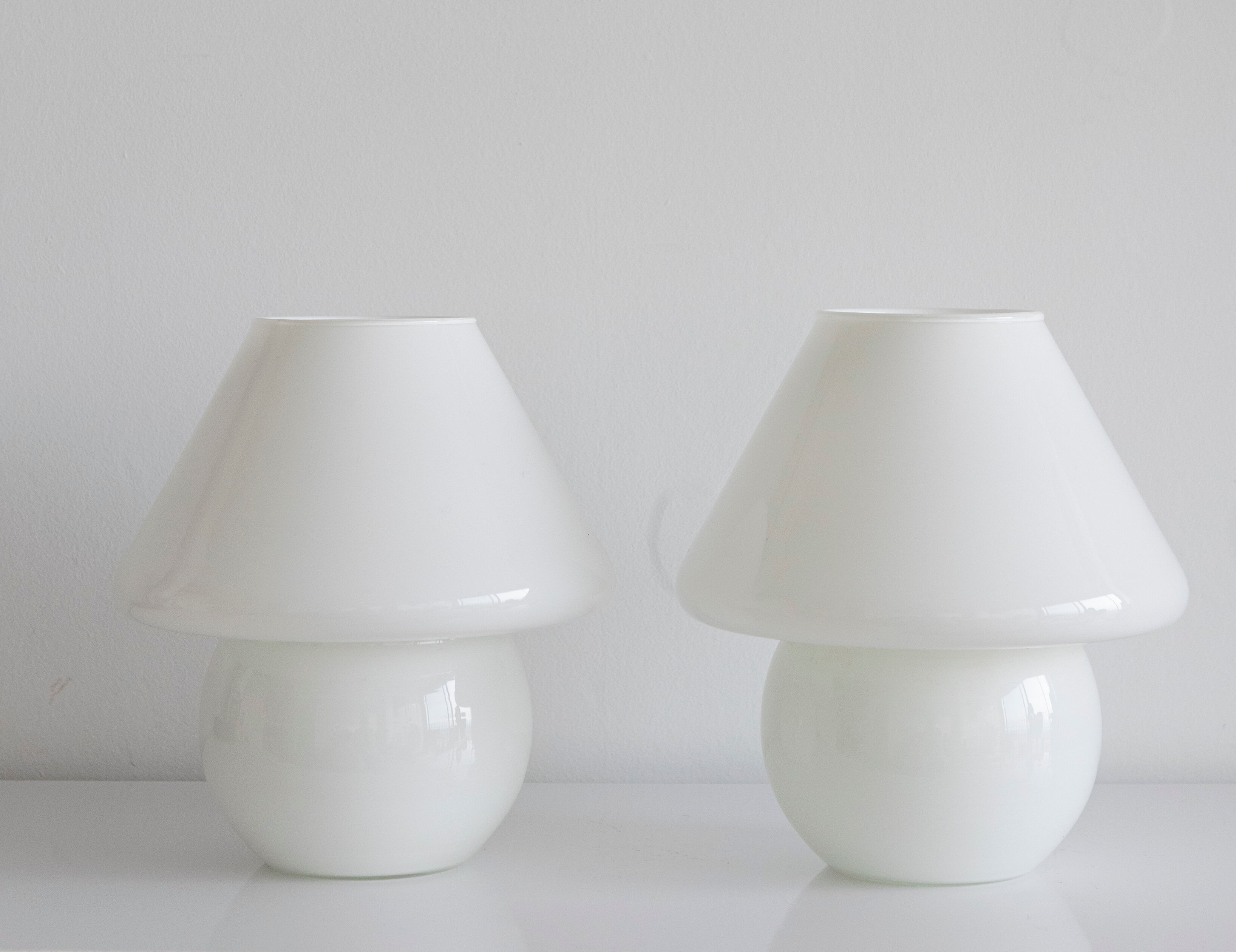 Paire de lampes vintage champignon en verre soufflé