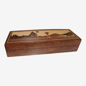 Wooden pen tray