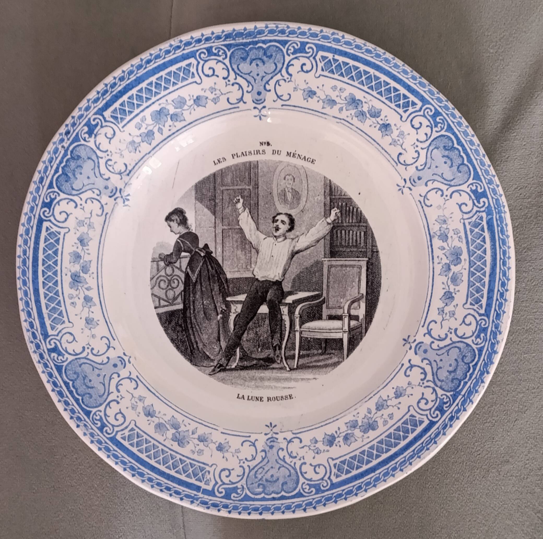 Set of 12 plates the pleasures of housekeeping
