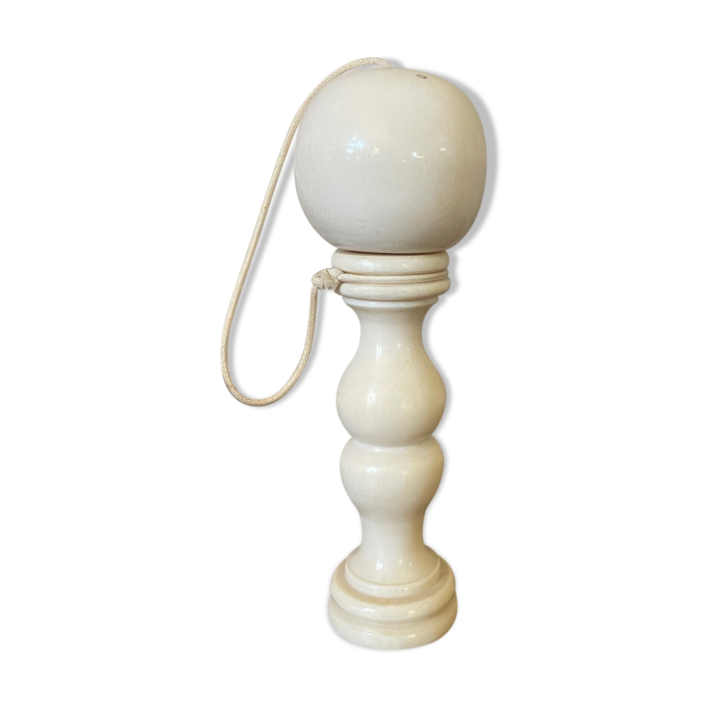 Ivory bilboquet