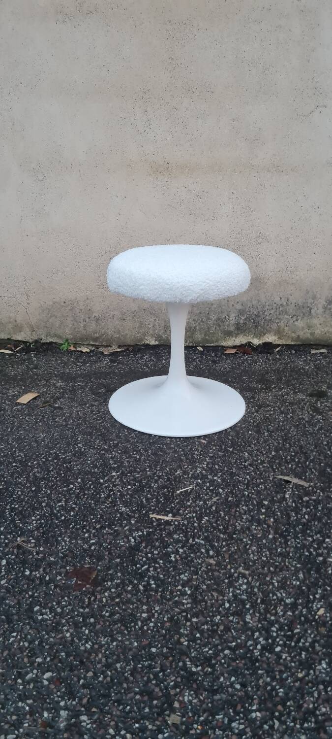 Tabouret tulipe 1980