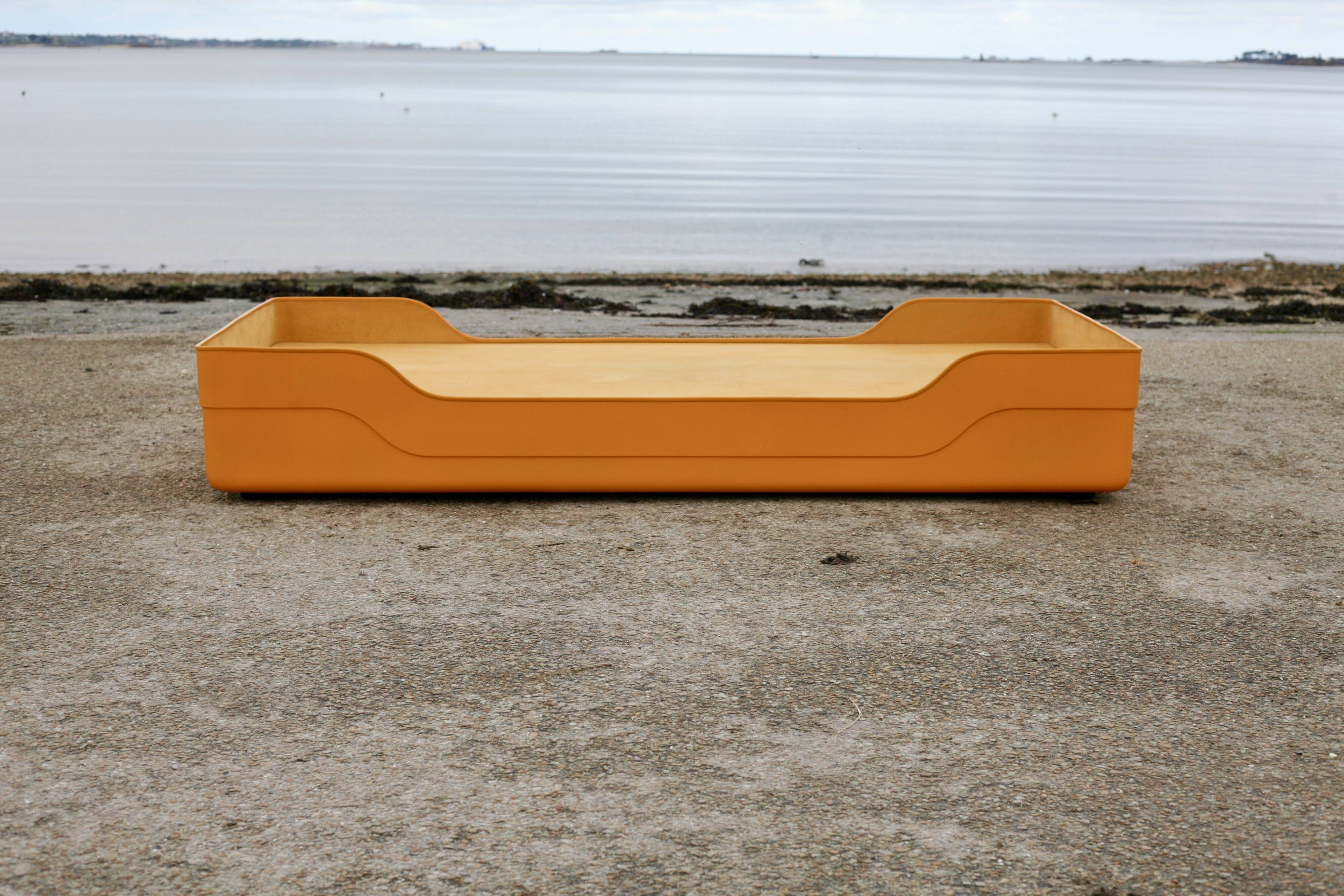 Ozoo bed, Marc Berthier, fiberglass, France, 1967
