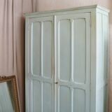 Armoire parisienne ancienne