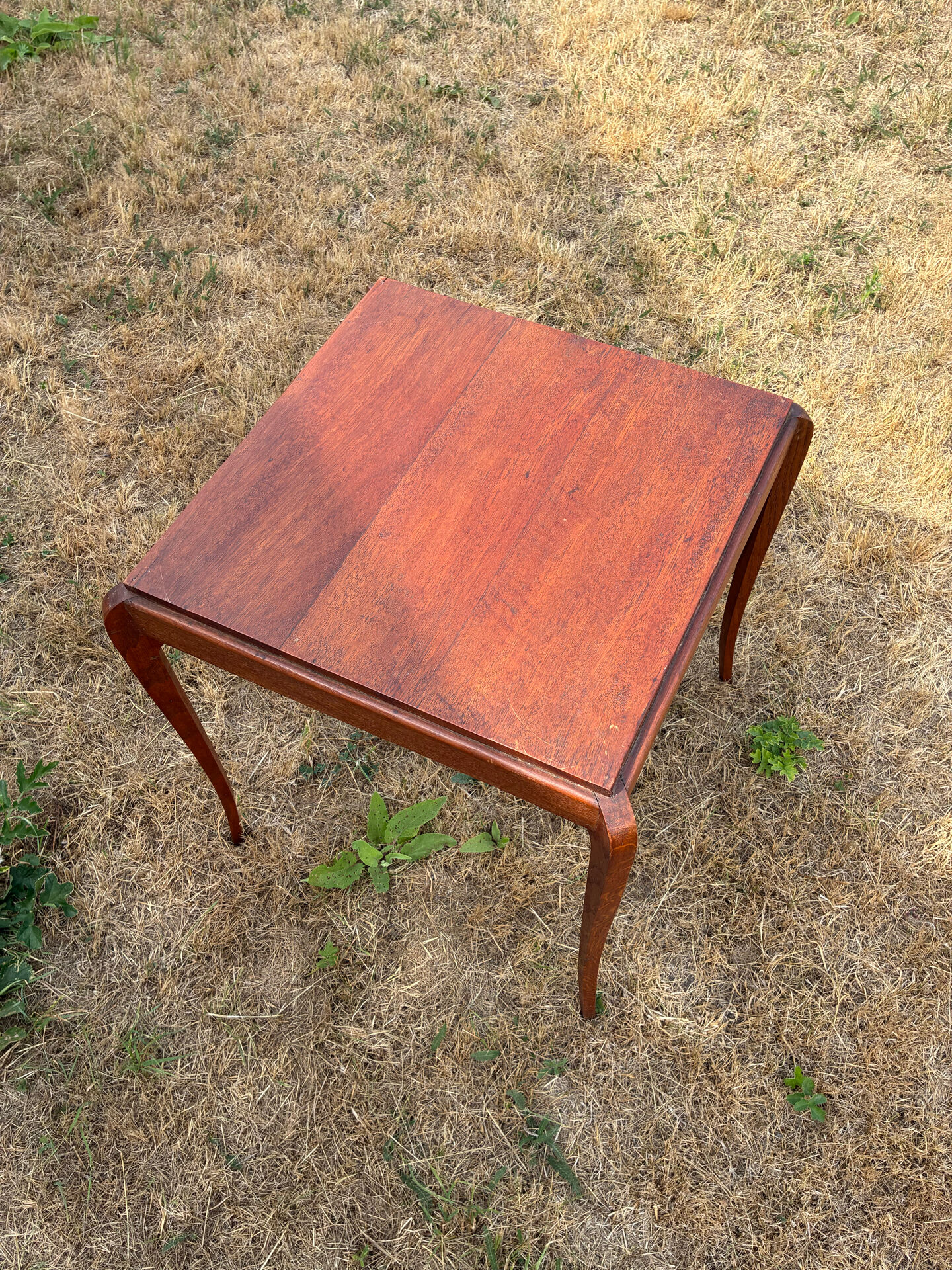 Table d’appoint ou table de jeux