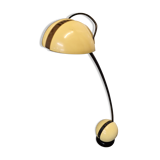 Articulated desk lamp