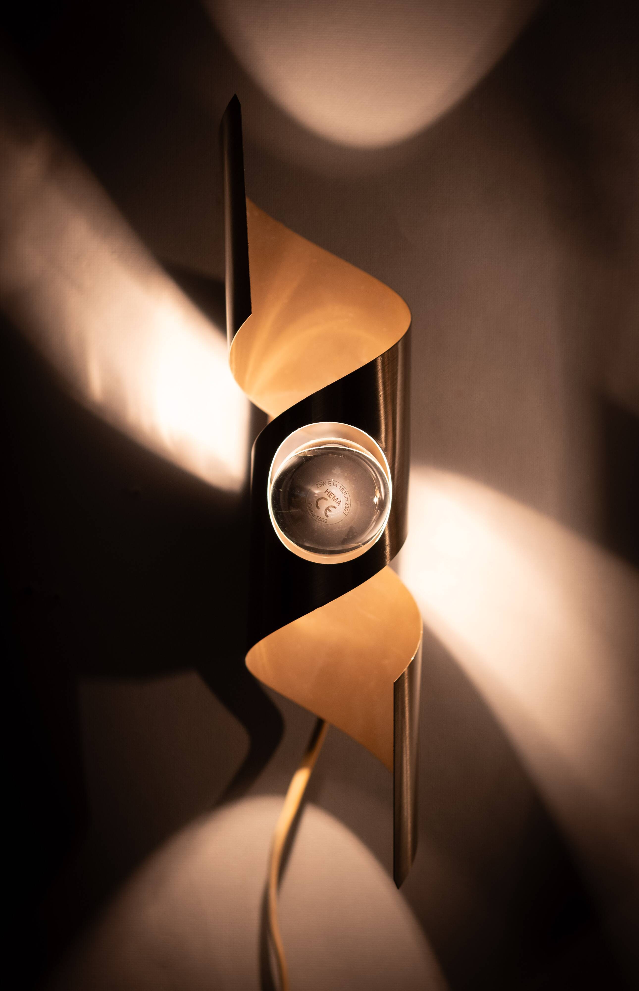 3 Raak Space Ace Wall Sconces mode ''Wokkel'' 1970s
