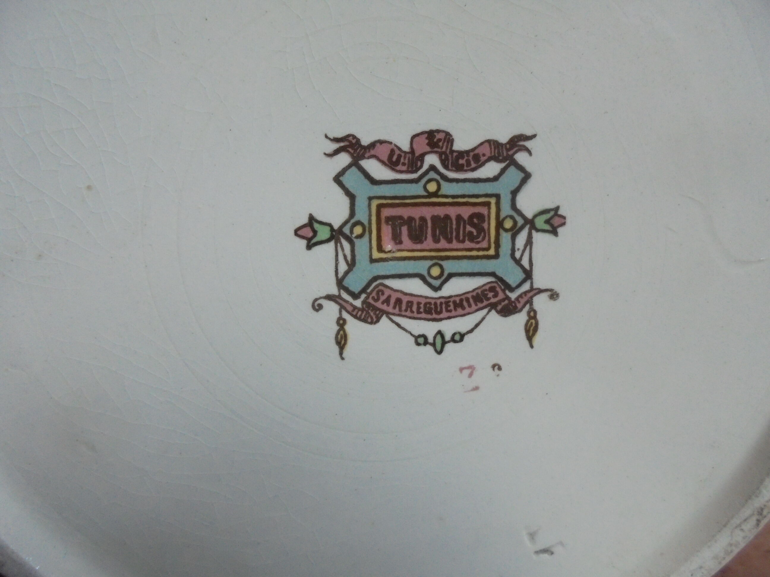 Broc en faience de sarreguemines