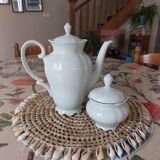 Porcelain teapot and sweetener