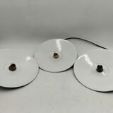 Suspensions in enamelled sheets