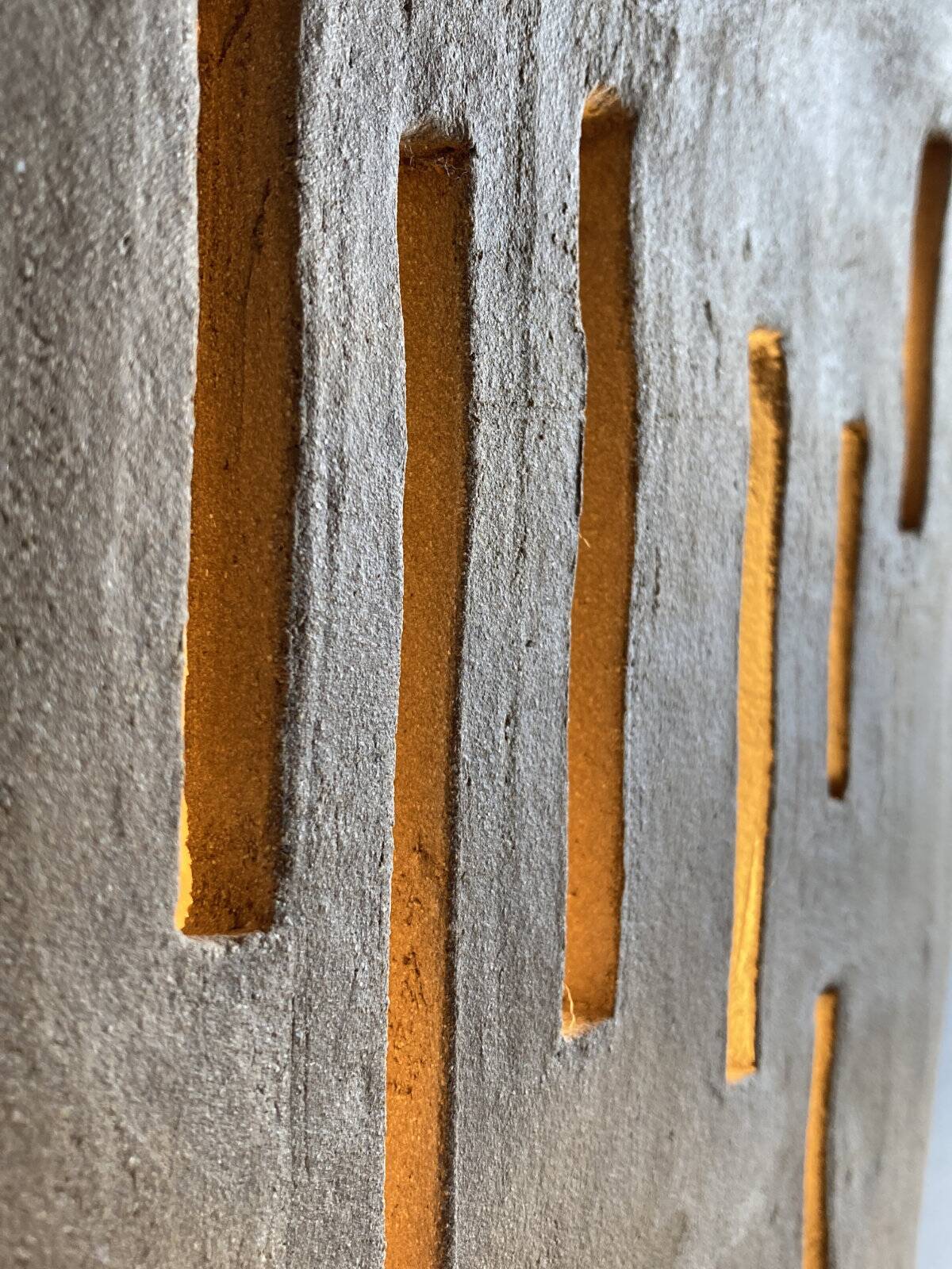 ARTEFACT - sandstone table lamp - by Léa Munsch