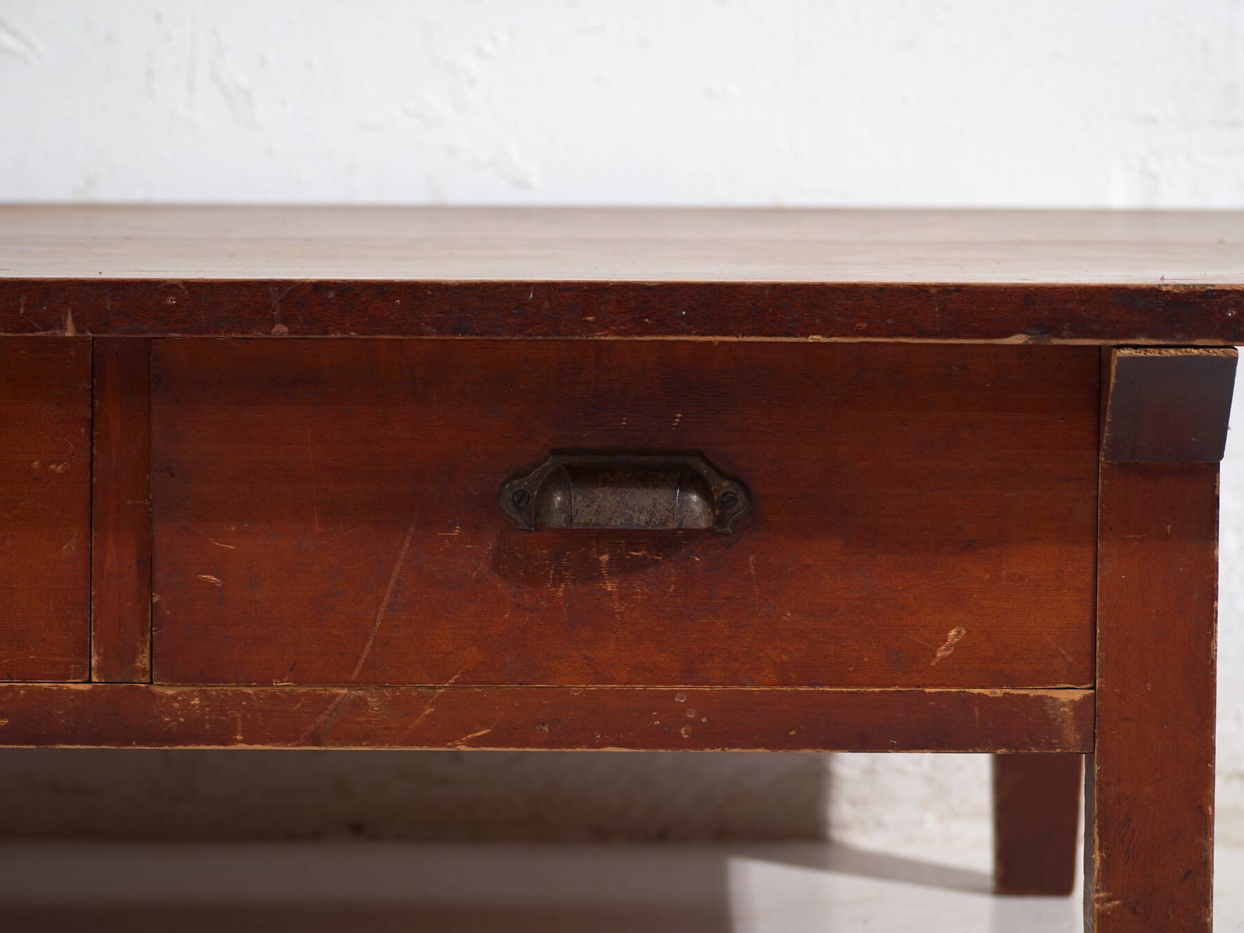 Table basse japonaise ancienne avec tiroirs – période Showa – vers 1930-1950