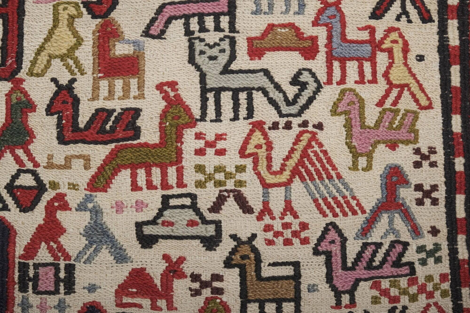 Vintage handmade Turkish rug 120x193 cm