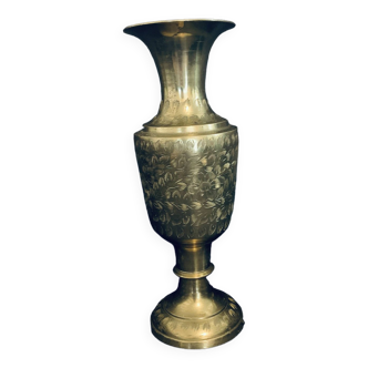 Decorated ornamental vase 25cm in brass