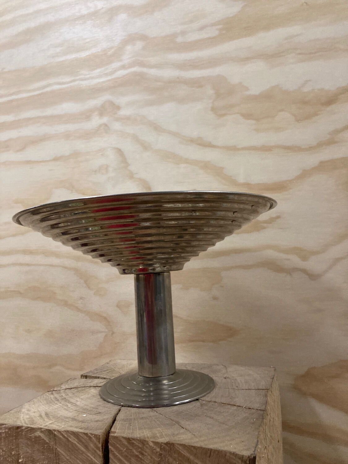 Large art deco silver metal fruit bowl