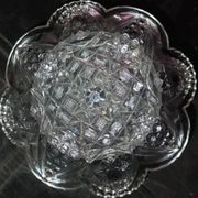 Beurrier ancien en verre taillé