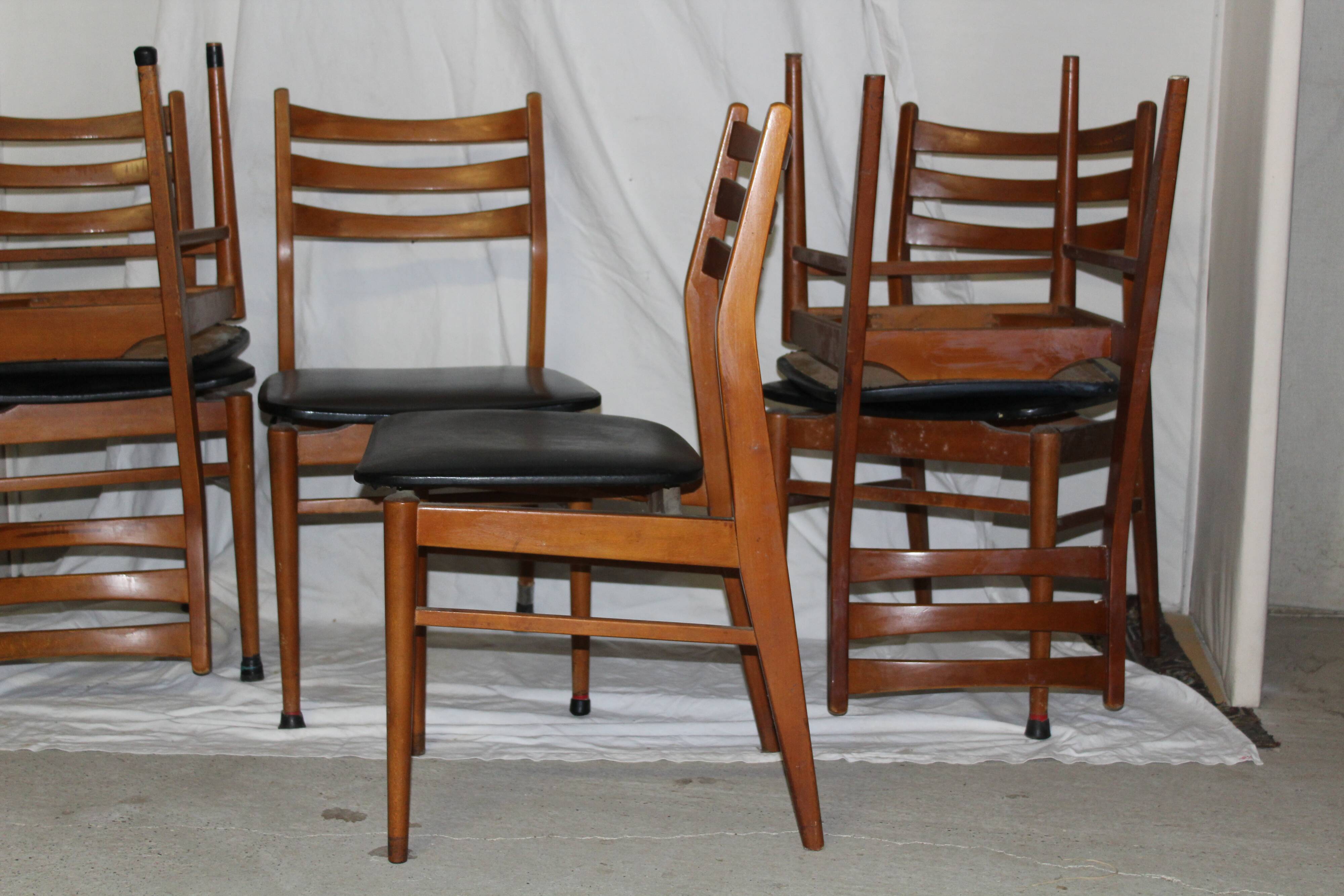 Lot of 6 20th century chairs