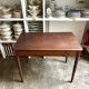 Bureau, table 1 tiroir en bois foncé 90 x 54,5 cm