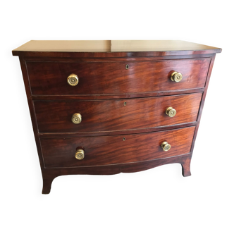 Old English chest of drawers