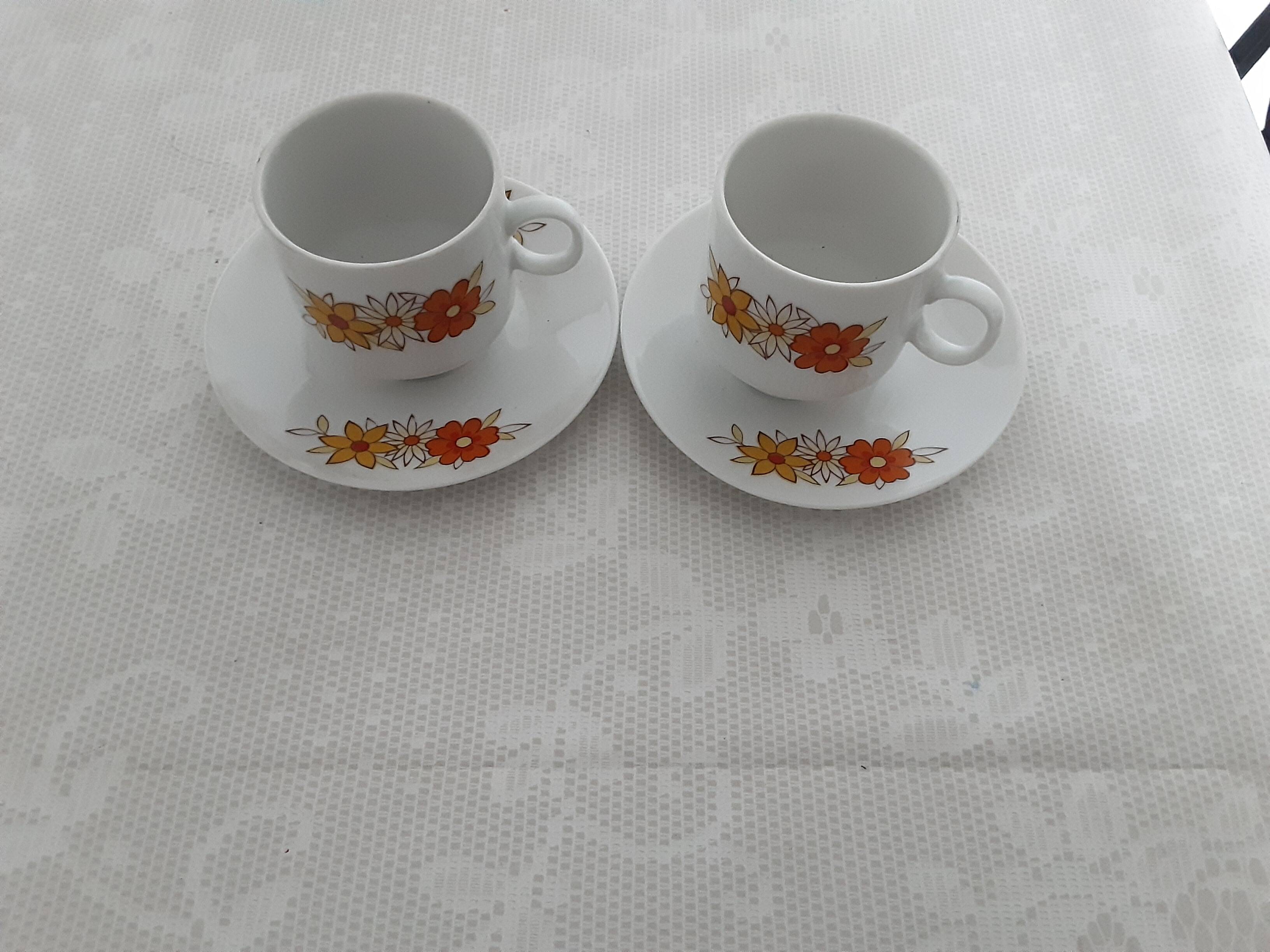 Set of 2 vintage Bavaria cups and 2 saucers.