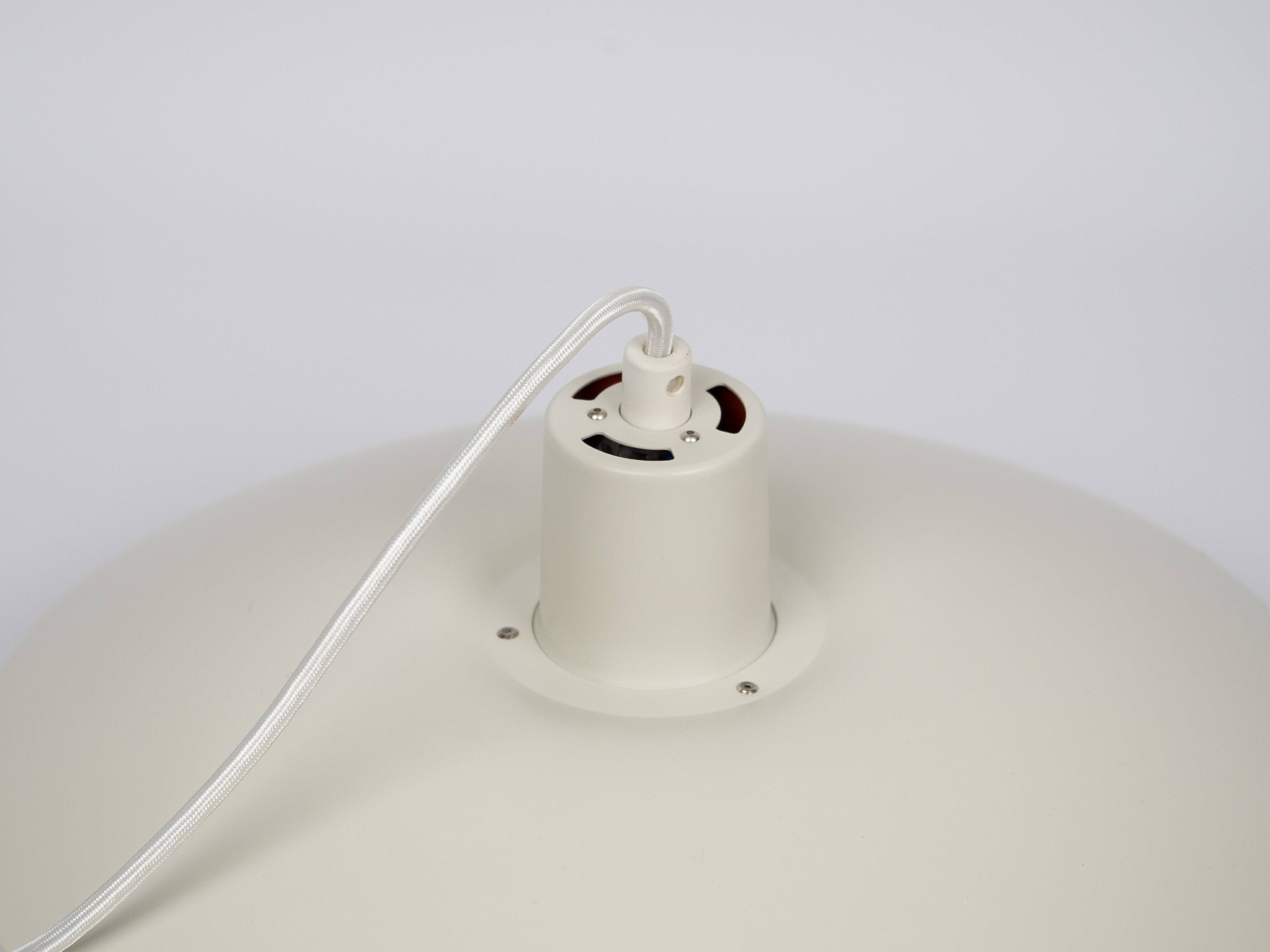 Danish vintage pendant lamp PH 4/3 by Poul Henningsen, Louis Poulsen, 1958