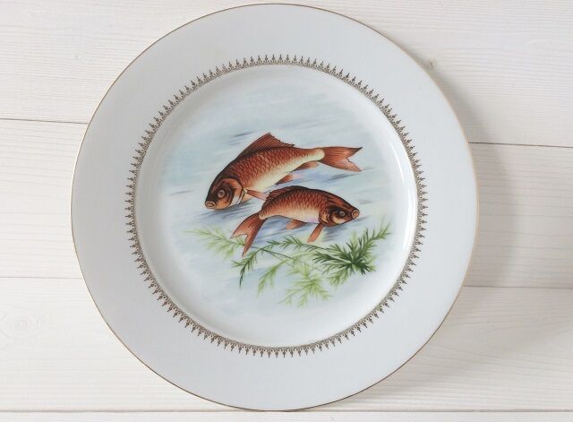 Lot 6 old fish plates, Sofafils porcelain
