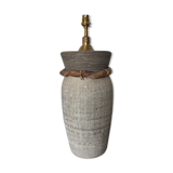 Vintage-style white terracotta-style lamp