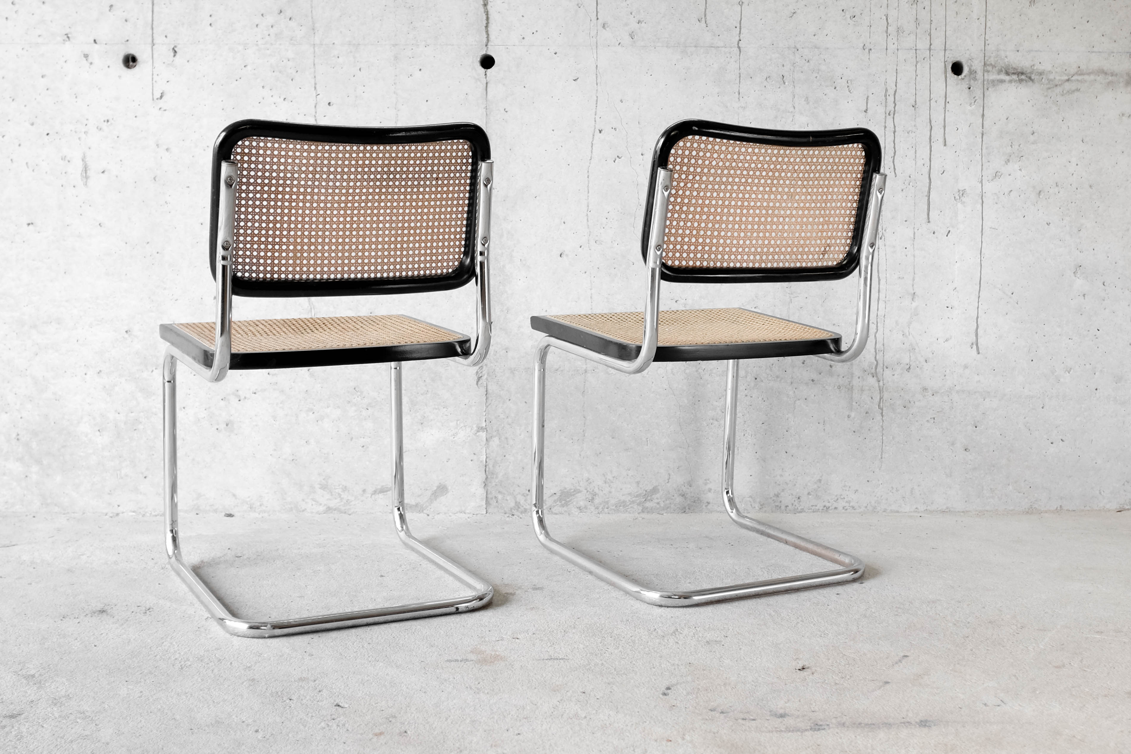 Pair of chairs cesca B32 black by Marcel Breuer