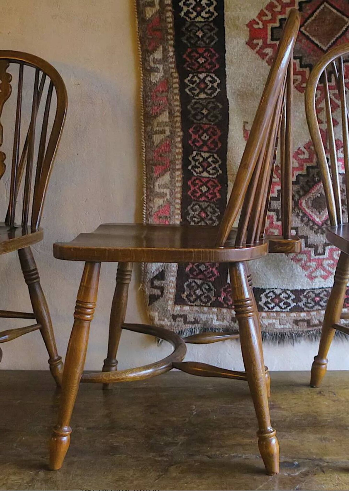 Lot de 6 chaises Windsor à dossier lyre en chêne massif, années 1960