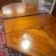 Solid wood table - classic style - very good condition