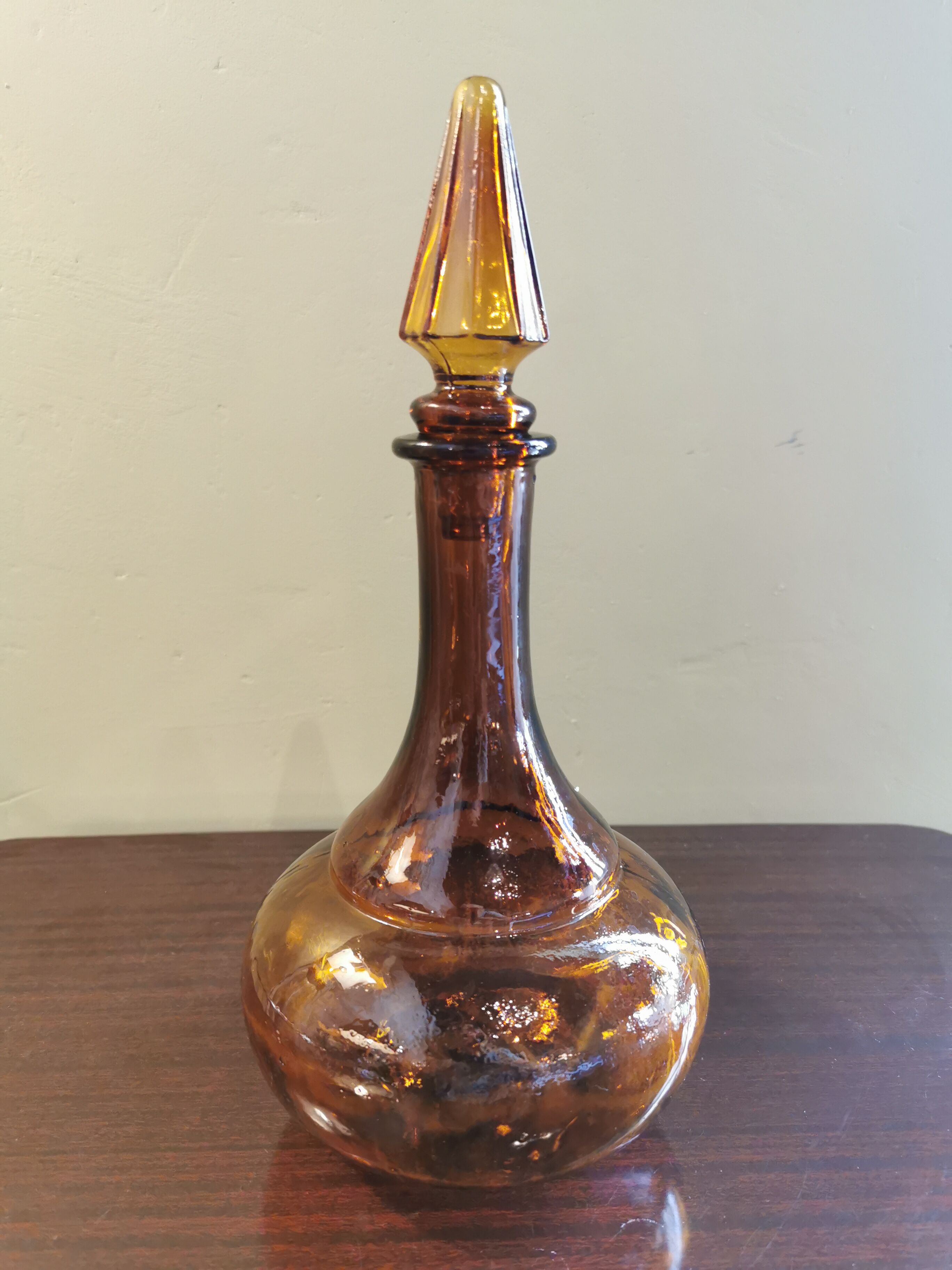 Carafe vintage ronde couleur ambre