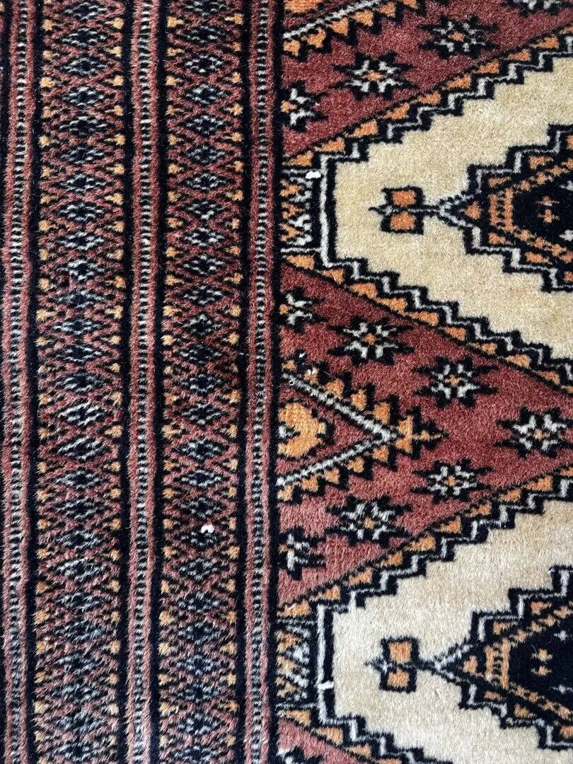 Oriental rug – 165 x 90 cm