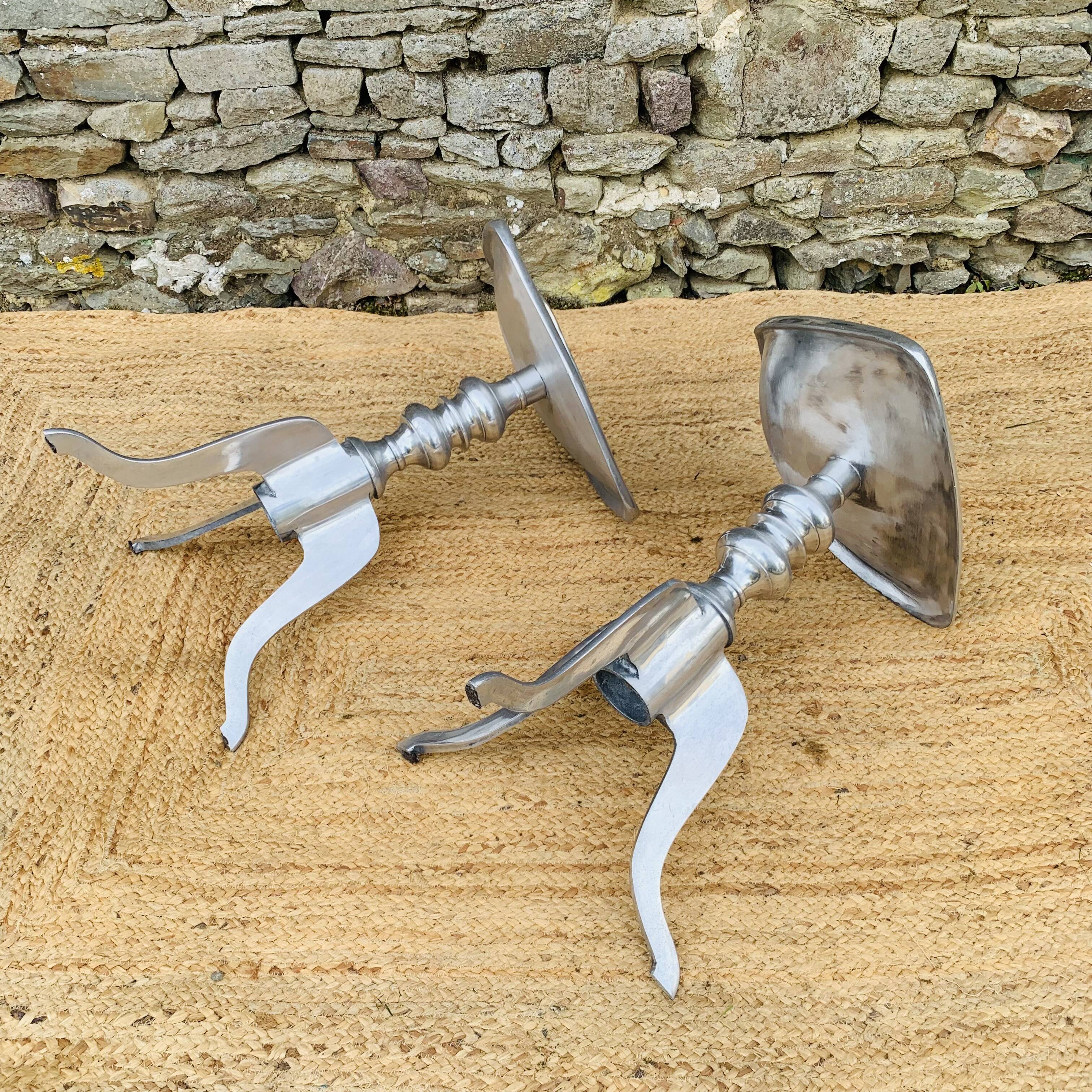 Paire de tabourets en aluminium