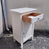 Small Parisian buffet/jam maker