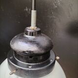 Opaline ball suspension