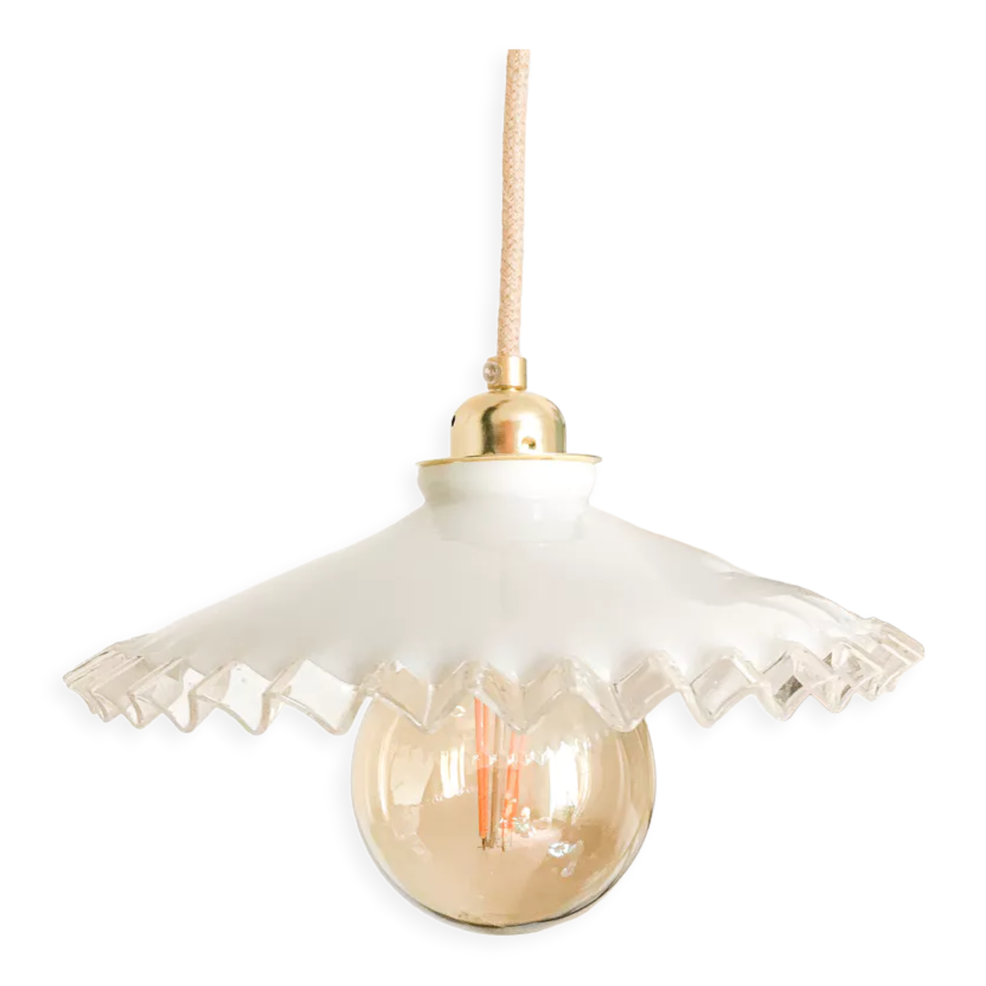 Opaline suspension with lace