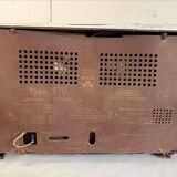 Vintage grundig bakelite radio